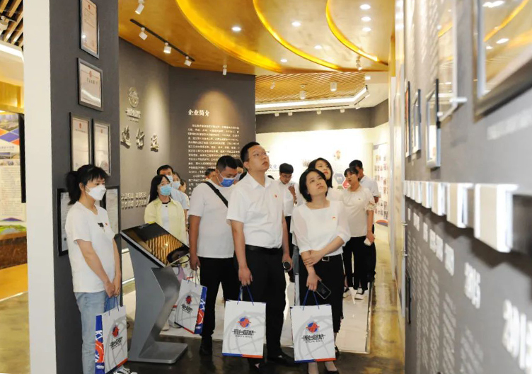 市国资委来集团开展党务工作培训观摩交流活动